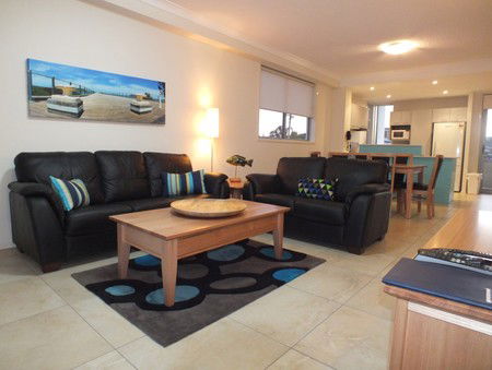 Pacific Marina Apartments - Accommodation Perth 0