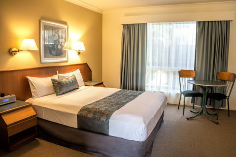 White Lace Motor Inn - Accommodation Perth 1