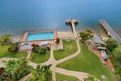 Banyandah Towers - Accommodation Perth 1