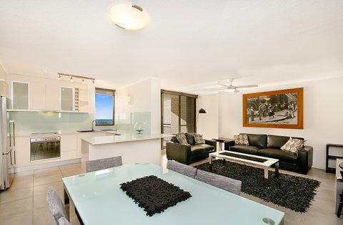 Banyandah Towers - Accommodation Perth 3