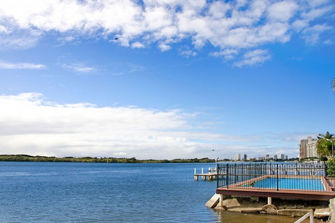 Banyandah Towers - Accommodation Perth 4