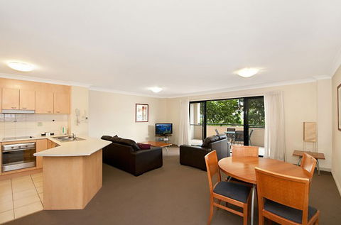 Sandcastles On The Broadwater - Accommodation Perth 2