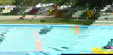 Glass House Mountains Holiday Village - Accommodation Perth 1