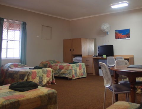 Bluestone Motor Inn - Accommodation Perth 1