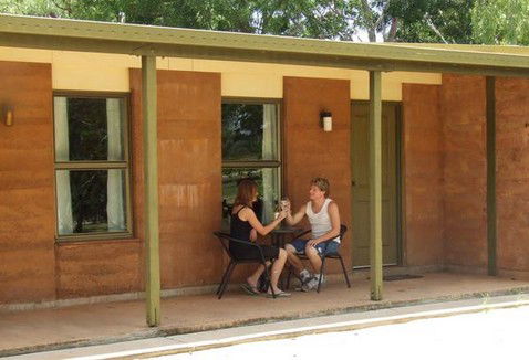 Territory Manor - Accommodation Perth 2