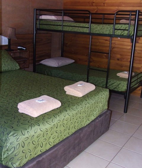 Territory Manor - Accommodation Perth 3