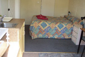 Beach Motor Inn - Accommodation Perth 3