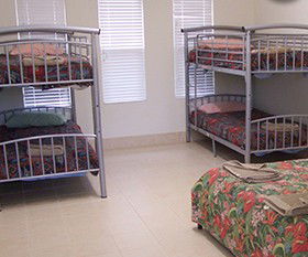 Toddy's Backpackers Resort - Accommodation Perth 2