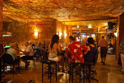 Desert Cave Hotel - Accommodation Perth 7