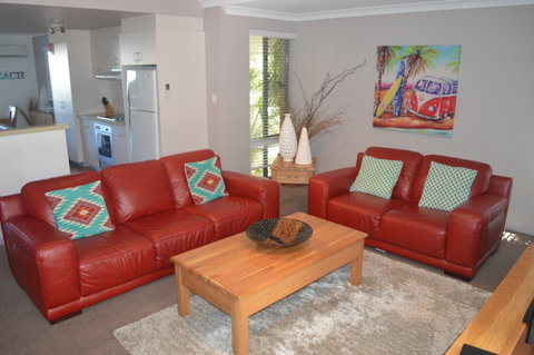 Outrigger Bay Apartments - Accommodation Perth 6