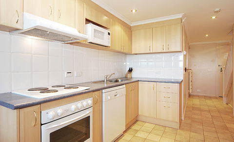 Arlberg Hotel Mt Buller - Perth Resorts 5