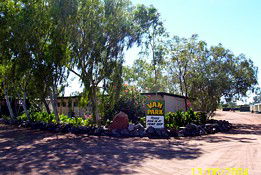 Threeways Roadhouse Tourist Park - Accommodation Perth 0