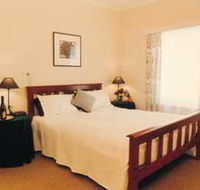 The Farm House - Perth Resorts