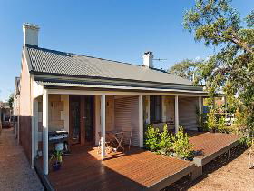 Strathalbyn Villas - Accommodation Perth 0