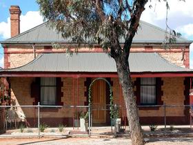 Meaney's Rest - Accommodation Perth 0
