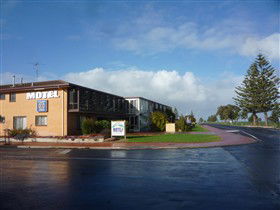 Lacepede Bay Motel And Restaurant - Accommodation Perth 0