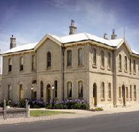 The Customs House - Accommodation Perth