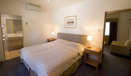 Sombrero Comfort Inn And Suites - Accommodation Perth 3