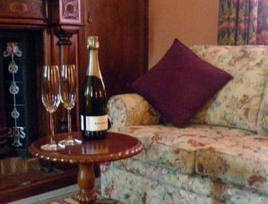 Marble Lodge - Accommodation Perth 5
