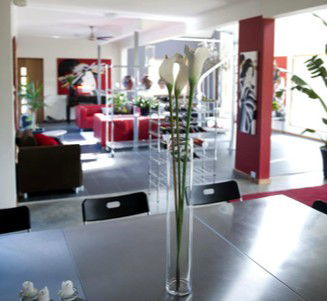 Victor Harbor Waterhouse Retreat - Accommodation Perth 1