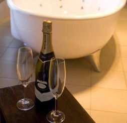 Merlot & Verdelho - Accommodation Perth 1