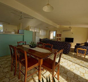 Sea Air-a Siesta 5 - Accommodation Perth 2