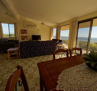 Sea Air-a Siesta 5 - Accommodation Perth 3