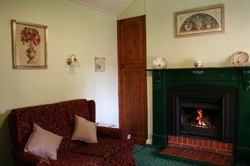 Sarah's Cottage - Accommodation Perth 4