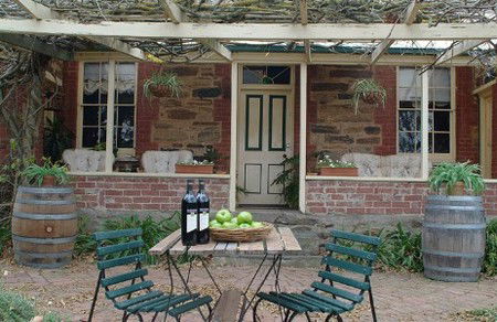 Sea & Vines Cottage - Accommodation Perth 1