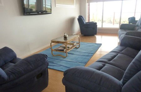 Lincoln View Holiday Home - Accommodation Perth 4