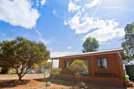 Lyrabendi Farmstay - Accommodation Perth 1
