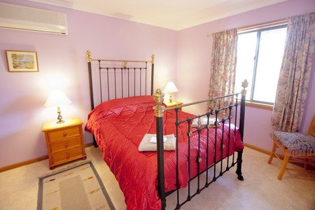Lyrabendi Farmstay - Accommodation Perth 4