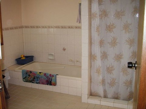 The Folly Holiday Home - Accommodation Perth 3