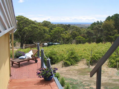 The Blue Grape Vineyard Accommodation - Accommodation Perth 1