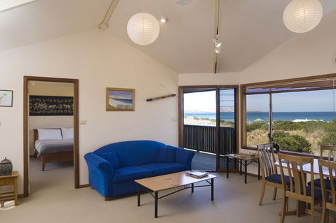 Silver Sands Bed And Breakfast - Accommodation Perth 2