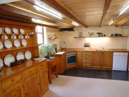 The Old Oak Bed And Breakfast - The Barn - Accommodation Perth 1