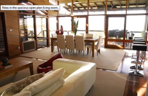 Sleaford Bay Retreat - Perth Resorts 1