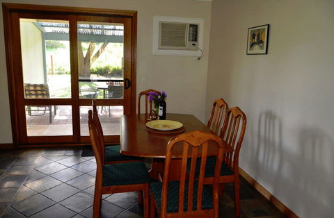 The Beach House - Normanville - Accommodation Perth 4