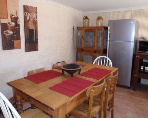 The Cottage At Ramco - Accommodation Perth 4