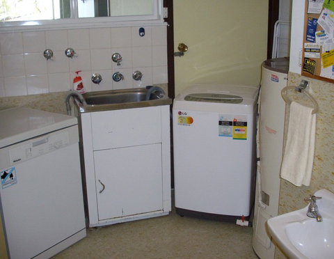 Riverfront Holiday House - Accommodation Perth 1