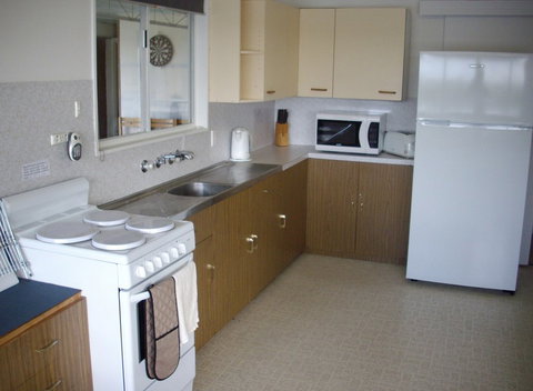 Riverfront Holiday House - Accommodation Perth 3