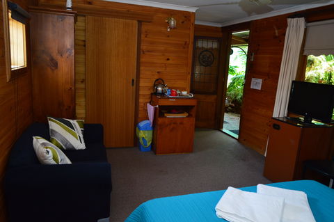 Tarlee Motel - Accommodation Perth 2