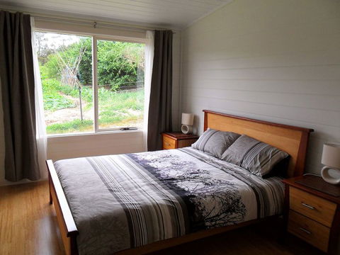 Elvenhome Farm Cottage - Accommodation Perth 3