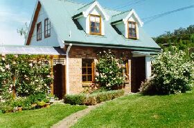 Conmel Cottage - Accommodation Perth 0