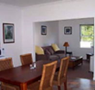 Giants' Table and Cottages - Accommodation Perth