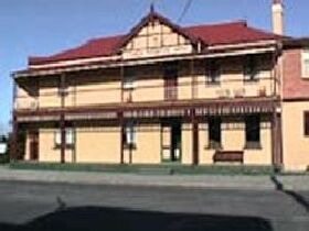 Interstate Hotel - Accommodation Perth 0