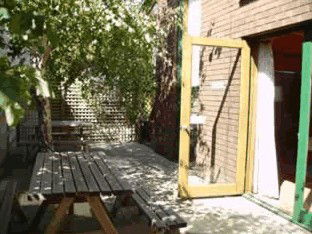 St Helens Backpackers - Accommodation Perth 2