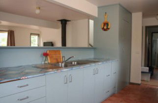 The Big Blue Retreat - Accommodation Perth 2