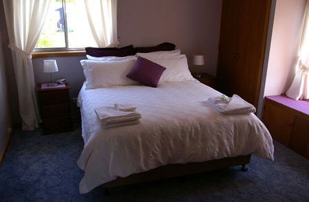 Three Hut Point Waterfront Accommodation - Perth Resorts 5