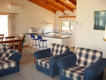 Daniel's Bay Retreat - Perth Resorts 1